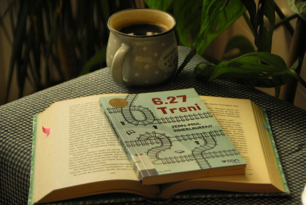 Alltagsstress in der Familie: Strategien für mehr Gelassenheit Alltagsstress in der Familie bewältigen mit effektiven Strategien für mehr Gelassenheit